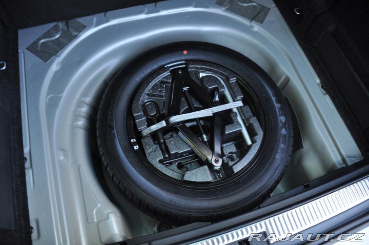 Škoda Superb 2,0TDi L&K. PANOR WEB 2021