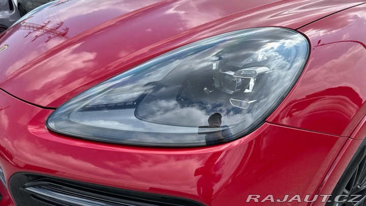 Porsche Cayenne GTS 2021