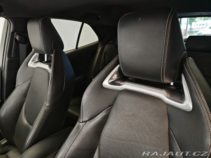 Toyota Corolla Hatchback - 1.8L HEV EXEC 2021