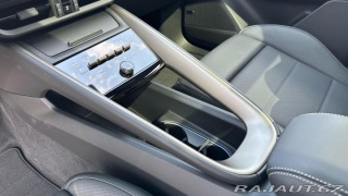 Porsche Macan Turbo 2025