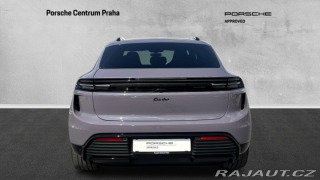 Porsche Macan Turbo 2025