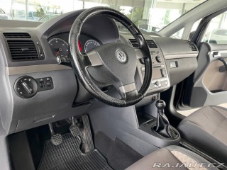 Volkswagen Touran CrossTouran 2,0TDI*7míst* 2019