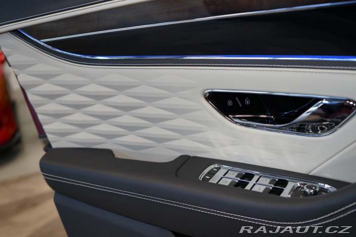 Bentley Flying Spur V8*MULLINER*CARBON* 2022