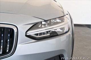 Volvo V90 2,0 D4 140 kW AWD CROSS C 2019