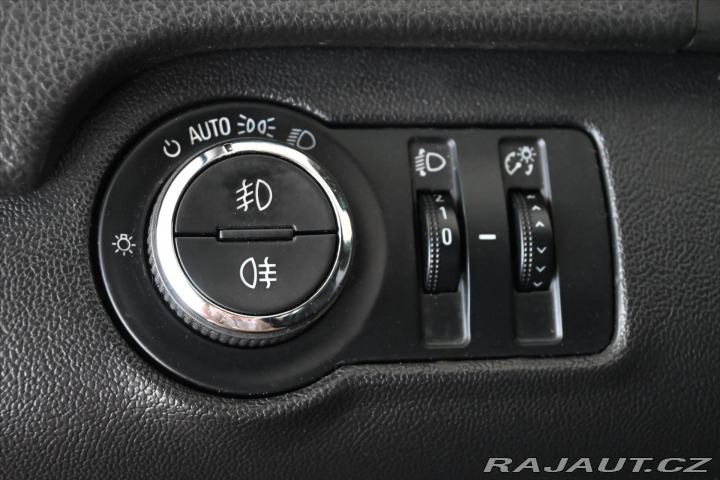 Opel Insignia 2,0 CDTI 96kW Tažné NAVI 2012