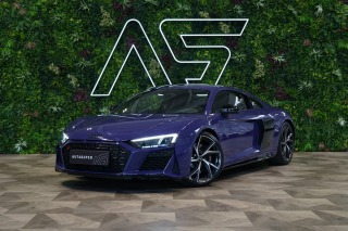 Audi R8 V10*RWD*ULTRA-VIOLET*ZÁRU