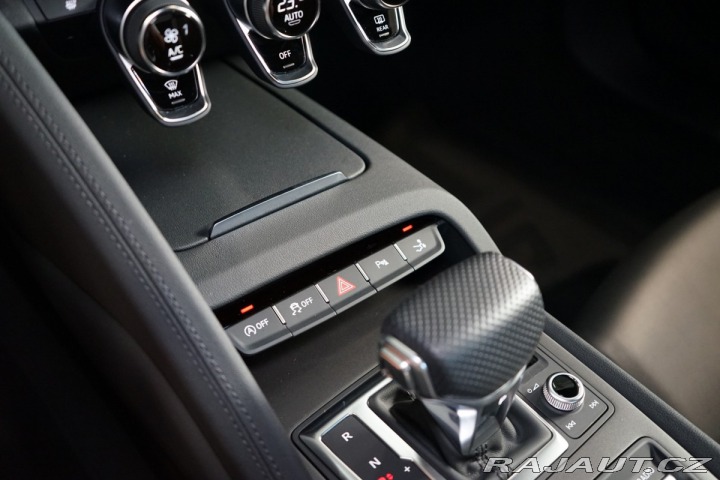 Audi R8 V10*RWD*ULTRA-VIOLET*ZÁRU 2022