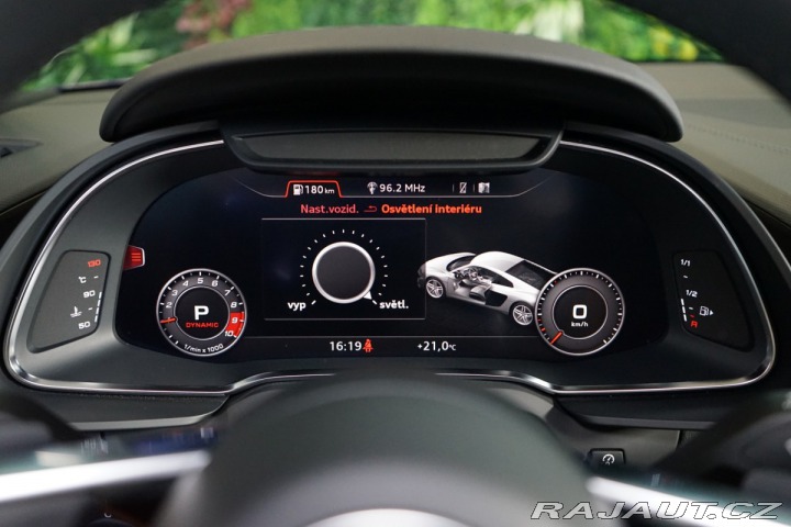 Audi R8 V10*RWD*ULTRA-VIOLET*ZÁRU 2022