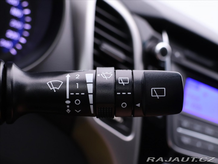 Hyundai i30 1,6 GDI 88kW Trikolor Kli 2015