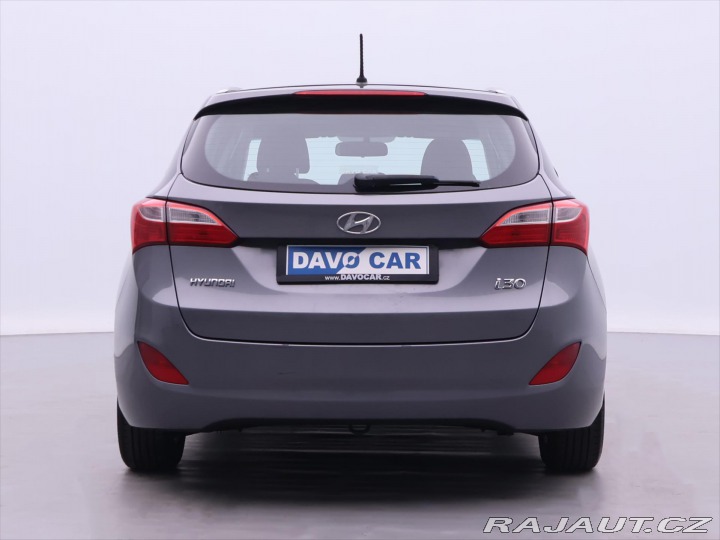 Hyundai i30 1,6 GDI 88kW Trikolor Kli 2015