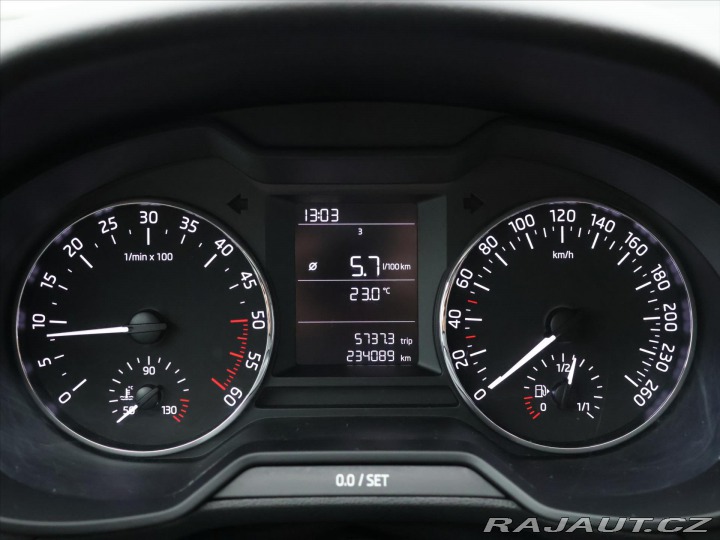 Škoda Octavia 1,6 TDI Ambiente Aut.klim 2014