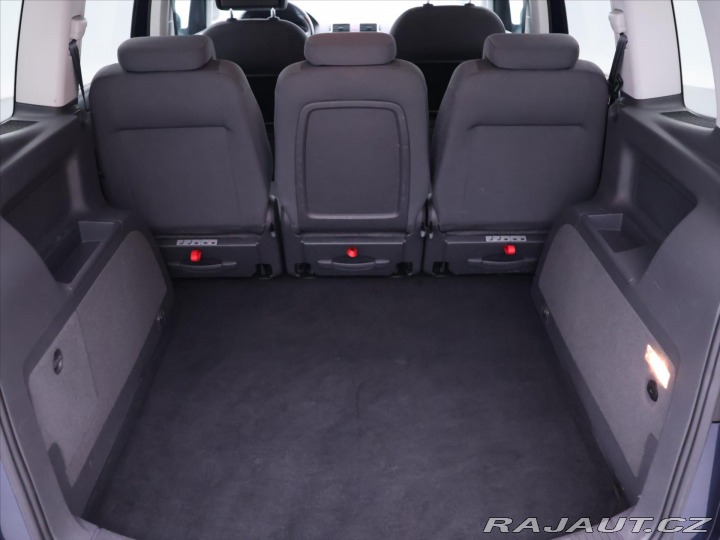 Volkswagen Touran 1,6 TDI 77kW DSG Comfortl 2012