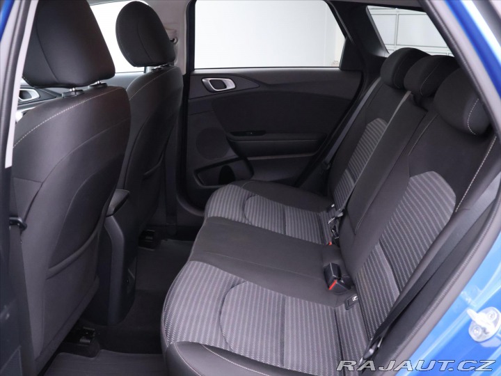 Kia Ceed 1,5 T-GDI 117KW CZ ZÁRUKA 2024