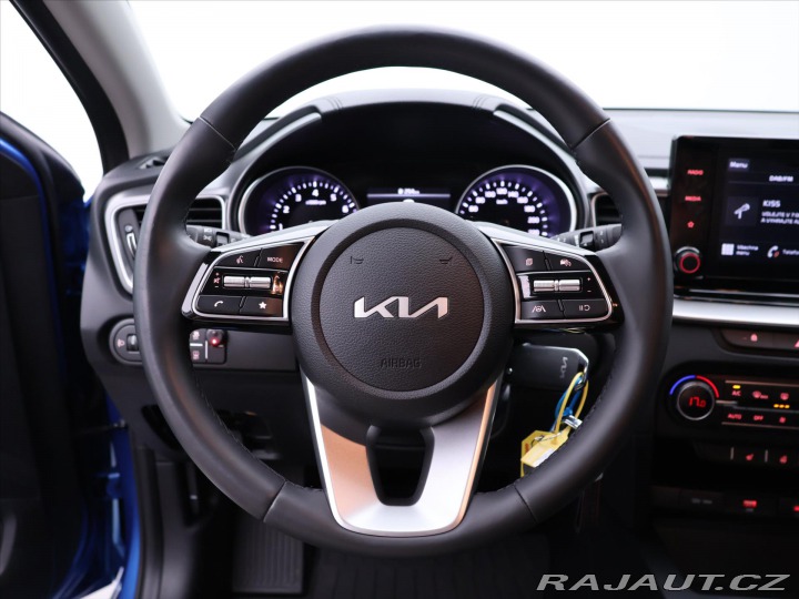 Kia Ceed 1,5 T-GDI 117KW CZ ZÁRUKA 2024