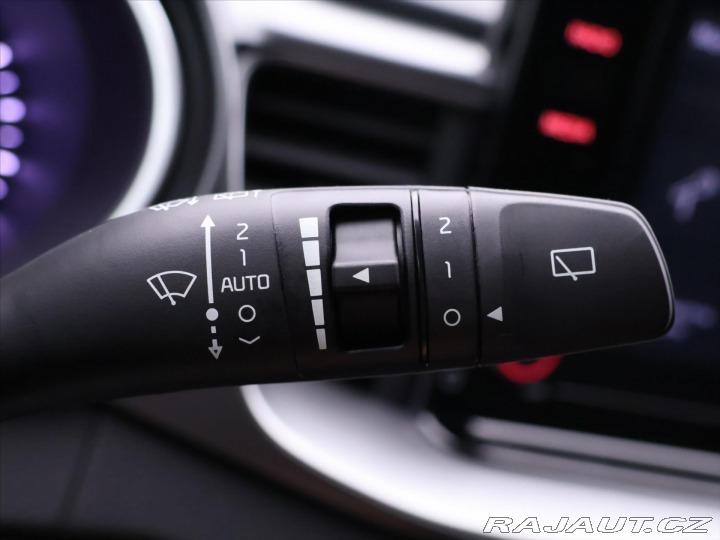Kia Ceed 1,5 T-GDI 117KW CZ ZÁRUKA 2024