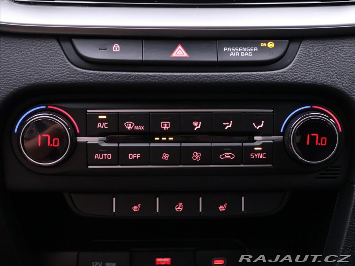 Kia Ceed 1,5 T-GDI 117KW CZ ZÁRUKA 2024
