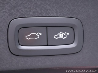 Volvo XC40 2,0 182KW R-DESIGN Kamera 2018