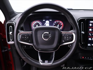 Volvo XC40 2,0 182KW R-DESIGN Kamera 2018