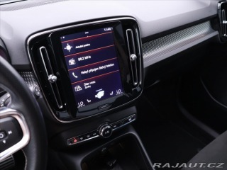 Volvo XC40 2,0 182KW R-DESIGN Kamera 2018