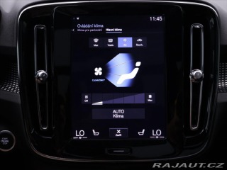 Volvo XC40 2,0 182KW R-DESIGN Kamera 2018
