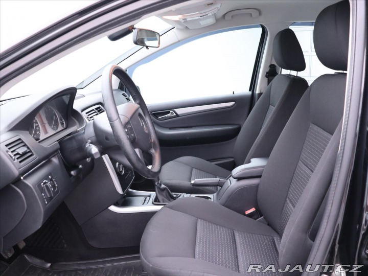 Mercedes-Benz B 1,7 B180 85kW CZ 2010