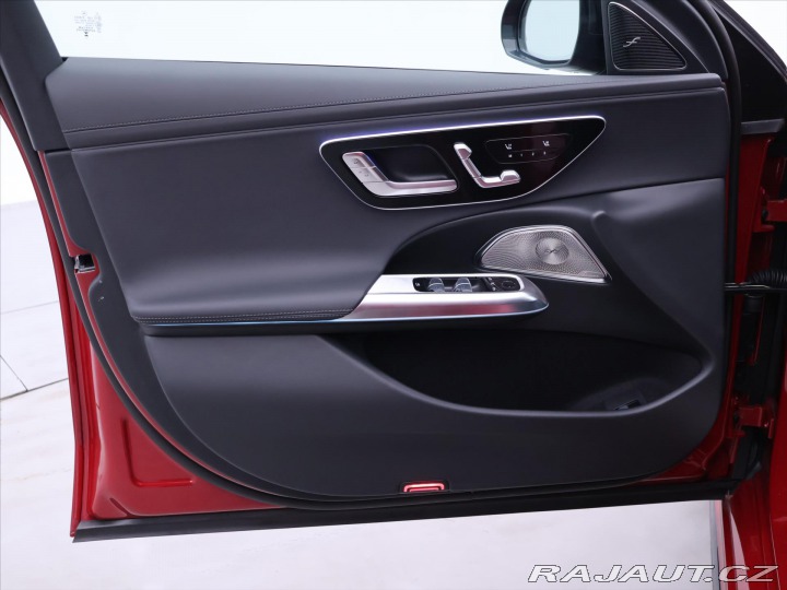 Mercedes-Benz E 2,0 220d 4MATIC AMG Premu 2025
