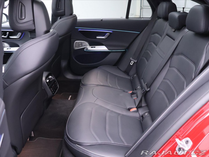 Mercedes-Benz E 2,0 220d 4MATIC AMG Premu 2025