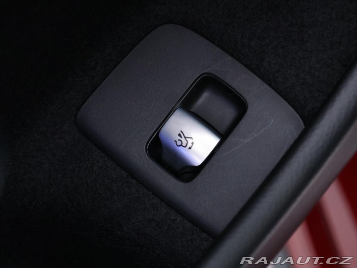 Mercedes-Benz E 2,0 220d 4MATIC AMG Premi 2025