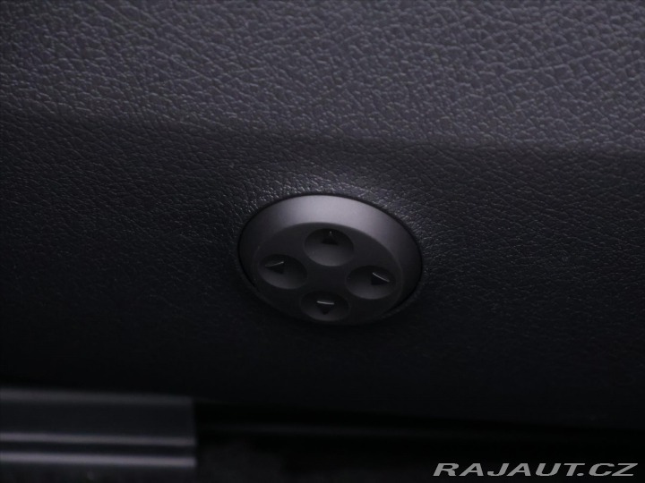 Mercedes-Benz E 2,0 220d 4MATIC AMG Premi 2025