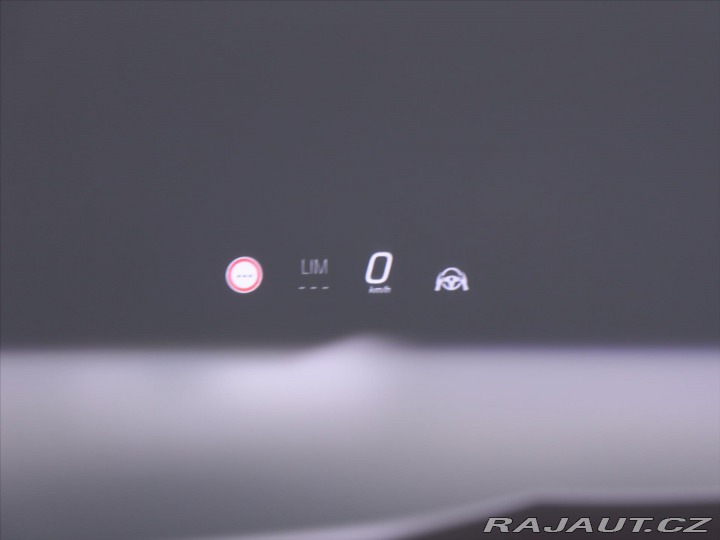Mercedes-Benz E 2,0 220d 4MATIC AMG Premu 2025