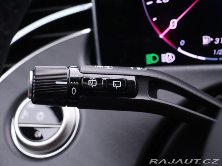 Mercedes-Benz E 2,0 220d 4MATIC AMG Premu 2025