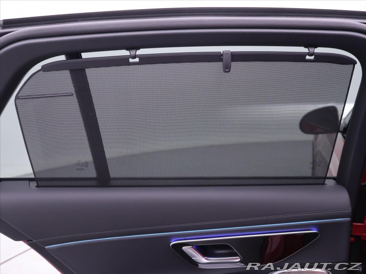 Mercedes-Benz E 2,0 220d 4MATIC AMG Premu 2025