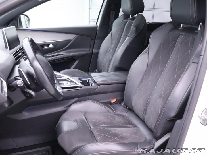 Peugeot 5008 2,0 HDI 133kW Aut. CZ GT- 2017