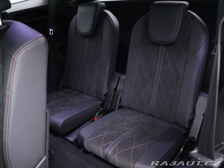 Peugeot 5008 2,0 HDI 133kW Aut. CZ GT- 2017