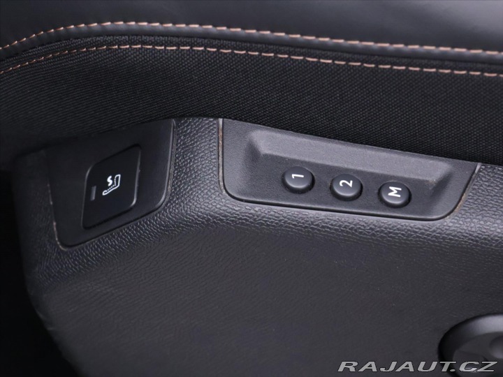 Peugeot 5008 2,0 HDI 133kW Aut. CZ GT- 2017