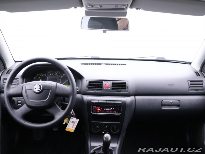Škoda Octavia 1,6 75kw Tour 2010