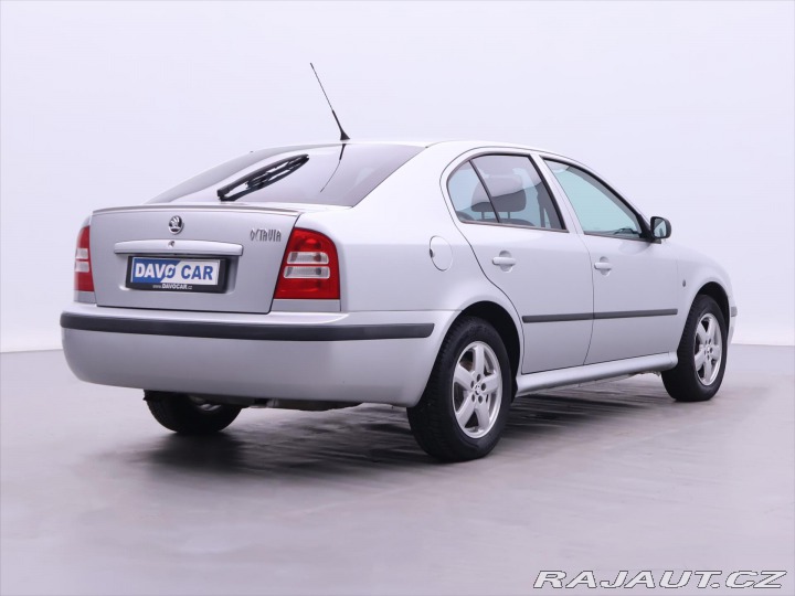 Škoda Octavia 1,6 75kw Tour 2010