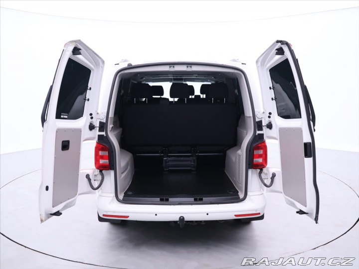 Volkswagen Caravelle 2,0 TDI 110kW 9-Míst ACC 2015