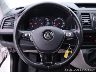 Volkswagen Caravelle 2,0 TDI 110kW 9-Míst ACC 2015