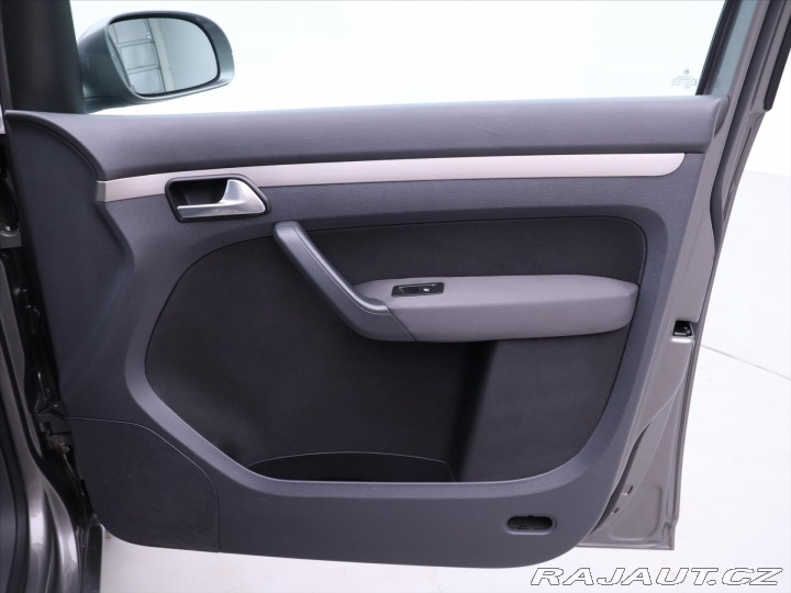 Volkswagen Touran 2,0 i 80kW Klima Tažné CN 2007