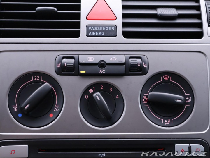 Volkswagen Touran 2,0 i 80kW Klima Tažné CN 2007