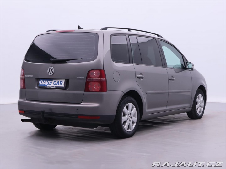 Volkswagen Touran 2,0 i 80kW Klima Tažné CN 2007