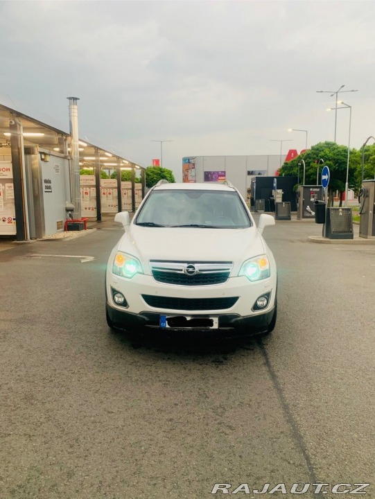 Opel Antara 2,2 Rok 2012 Najeto 141 2012