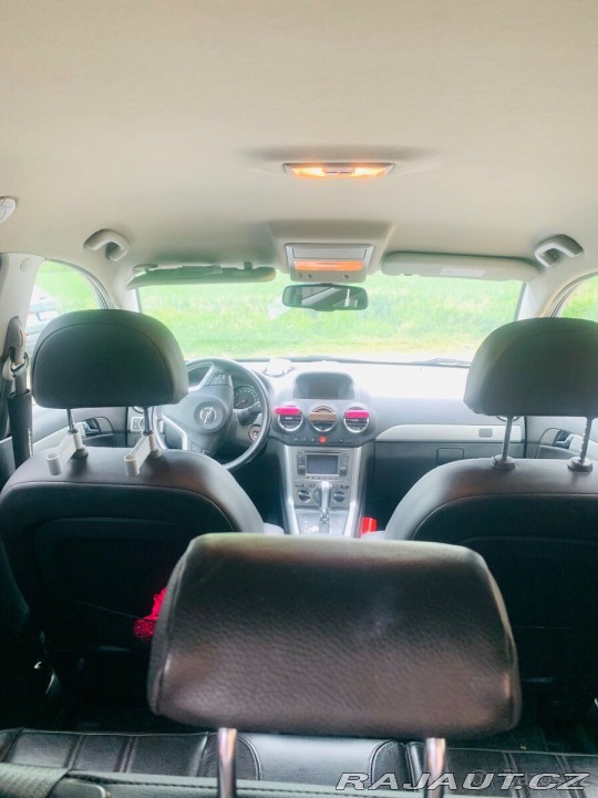 Opel Antara 2,2 Rok 2012 Najeto 141 2012