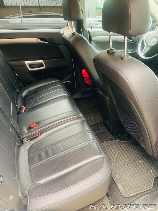 Opel Antara 2,2 Rok 2012 Najeto 141 2012