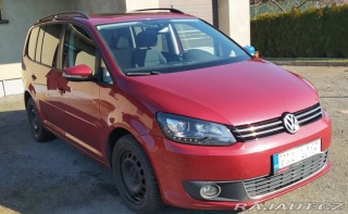 Volkswagen Touran 2,0 TDI DPF COMFORTLINE 2013