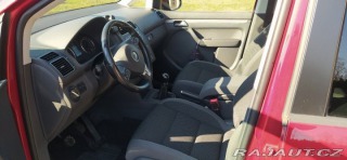 Volkswagen Touran 2,0 TDI DPF COMFORTLINE 2013