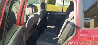 Volkswagen Touran 2,0 TDI DPF COMFORTLINE 2013