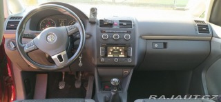 Volkswagen Touran 2,0 TDI DPF COMFORTLINE 2013