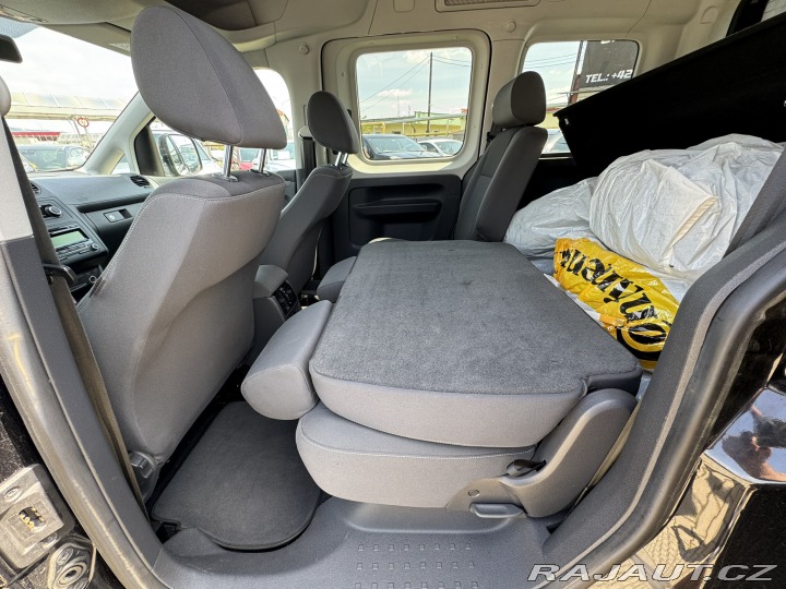 Volkswagen Caddy 1,6 TDI 75 KW 2X KOLA 2015